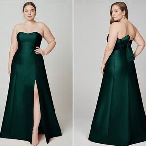 Alfred Sung Strapless A-Line Satin Gown With Modern Bow Detail Size 12